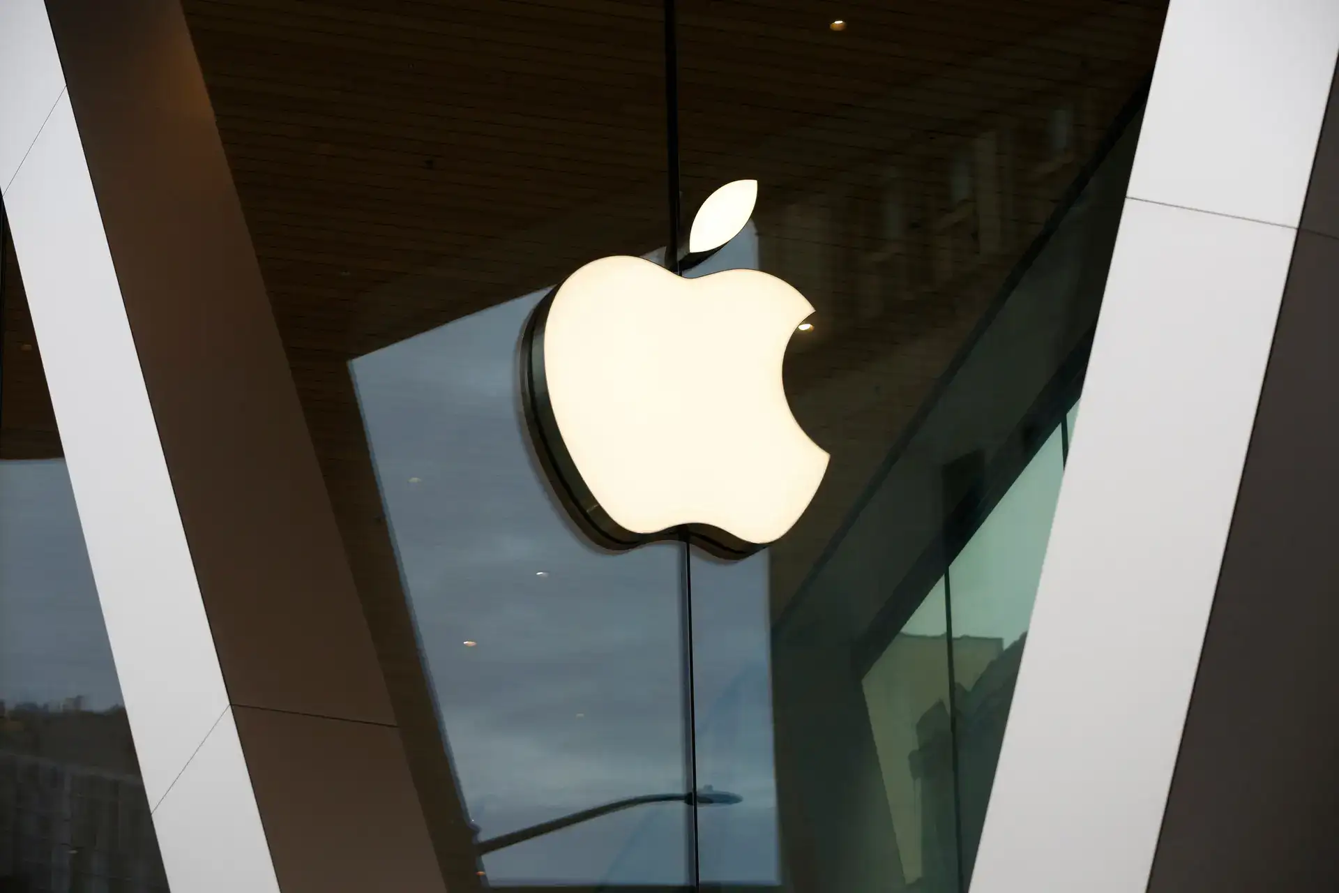 Apple next chapter hinges